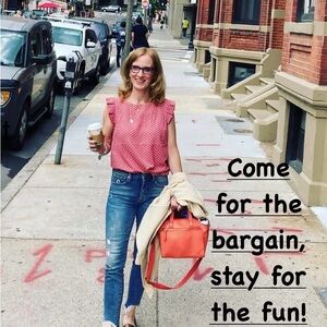 Unlisted Item Live Show Friday Fun Tonight $5 start $10dresses Show